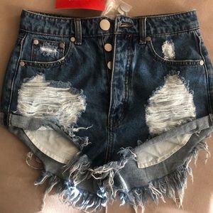 New with tags! Caffeine distressed shorts! Small
